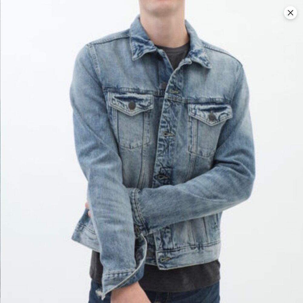 Aeropostale American Classic‎ Jean Denim Trucker Jacket Coat Distressed (Size M)